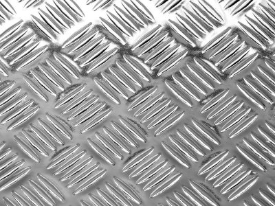 Samolepicí fólie stříbrná imitace žebrový plech, šířka 45 cm, metráž 11949 / Metalická samolepící tapety Metallics Silver Riffle Venilia/Gekkofix