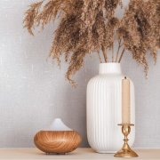 Vliesová tapeta bílá jednobarevná 0,53 x 10,05 m / Tapety na zeď City Romance 35115 Marburg