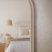 Vliesová tapeta zlatá betonová stěrka 0,53 x 10,05 m / Tapety na zeď City Romance 35133 Marburg