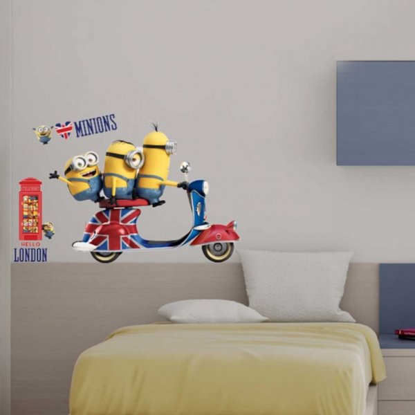Samolepka pro děti Mimoni a skútr IMAG02 / Dětská samolepicí dekorace na zeď AG Design (50 x 70 cm)