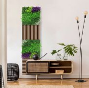 Akustický panel zelené a fialové květy a rostliny, imitace živých rostlin na filcovém podkladu, rozměr 52 x 52 cm z kolekce Modular Wall A.S.Création - DD136691