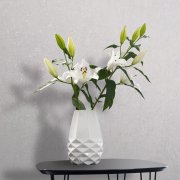 Vliesová tapeta bílá betonová stěrka, beton 0,53 x 10,05 m / Tapety na zeď City Romance 35161 Marburg