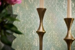 Vliesová tapeta 786725 ornamentální motiv orientu s hladkým texturovaným povrchem – kombinace barev zelená, šampaň, metalická - kolekce Hot Spots německého výrobce A.S.Création