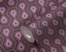 Moderní vliesová tapeta s etno-geometrickým vzorem ve fialové a hnědé barvě. Vliesová tapeta 377073 z kolekce Architects Paper - Jungle Chic