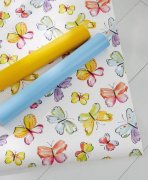 Samolepicí tapeta kusovka - barevní motýli v šířce 45 cm a délce 2 m - značkové samolepící fólie d-c-fix
