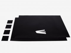 Skvělá kombinace magnetické nástěnky a klasické tabule - to je černá magnetická tabulová fólie d-c-fix