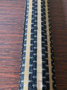 Loubková rohož za postel 70 x 200 cm, barva kombinace tmavý slaměný úplet/přírodní dýha - loubkové rohože na stěnu Fanaiva